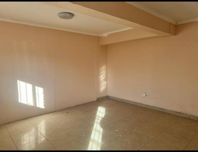 2 BEDROOM PROPERTY TO RENT IN LAUDIUM